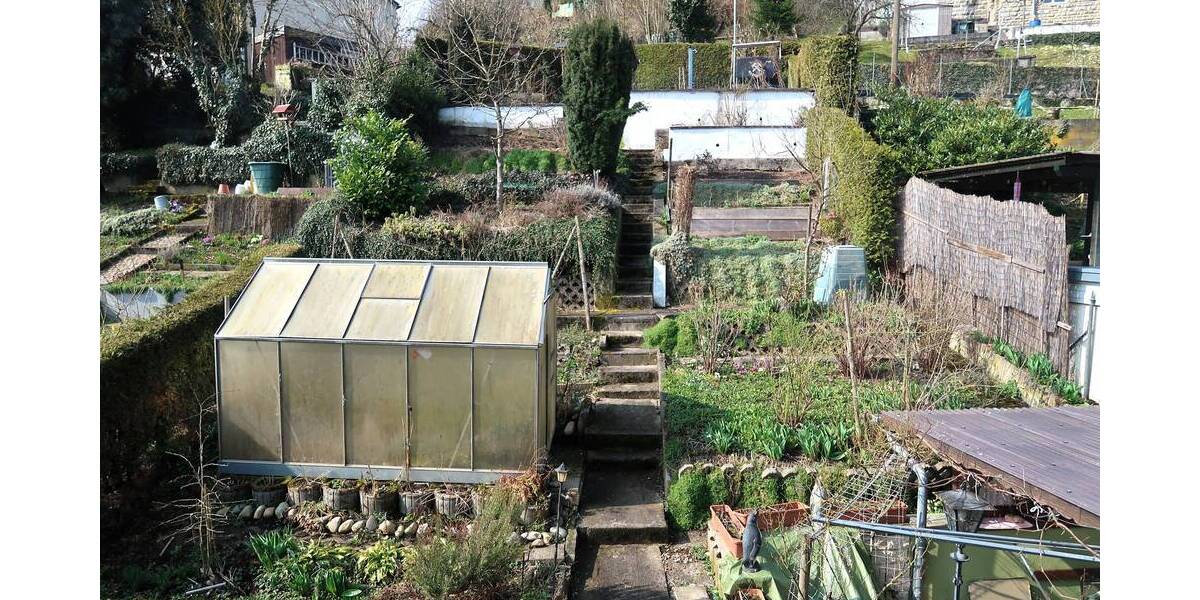 Einfamilienhaus Oberndorf am Neckar Oberndorf - 5 Zimmer, 138 m&sup2;, 250.000&euro; | Angebot:25796765