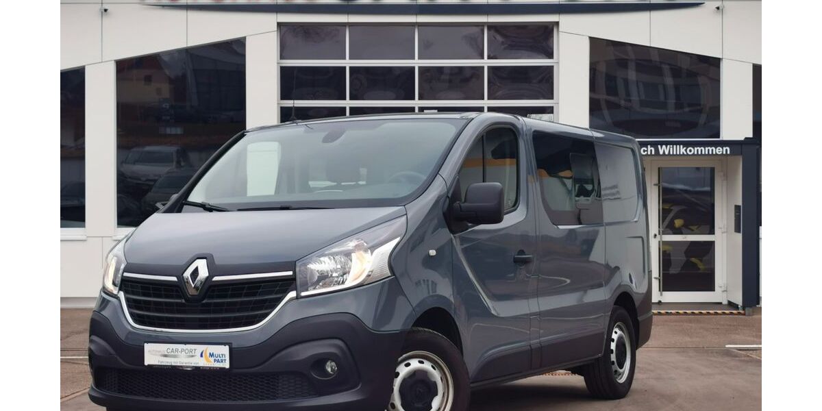 Renault Trafic 72.100 km 25.990 &euro; Deißlingen 78652