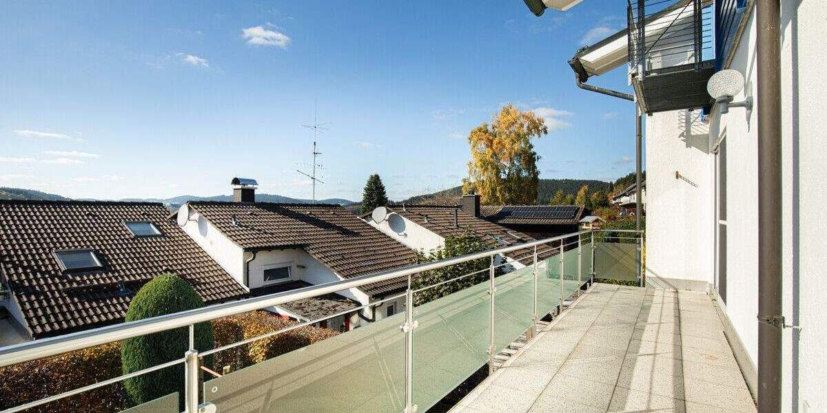 Reihenendhaus Titisee-Neustadt Neustadt - 7 Zimmer, 170 m&sup2;, 549.000&euro; | Angebot:25671481