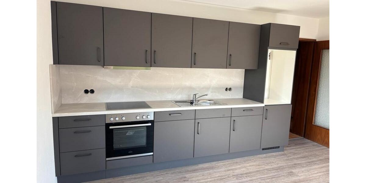 Etagenwohnung Aichhalden - 3 Zimmer, 190 m&sup2;, 1.200&euro; | Angebot:25905240