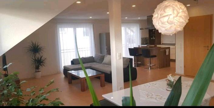 Einfamilienhaus Rottweil - 9 Zimmer, 268 m&sup2;, 644.000&euro; | Angebot:24865335