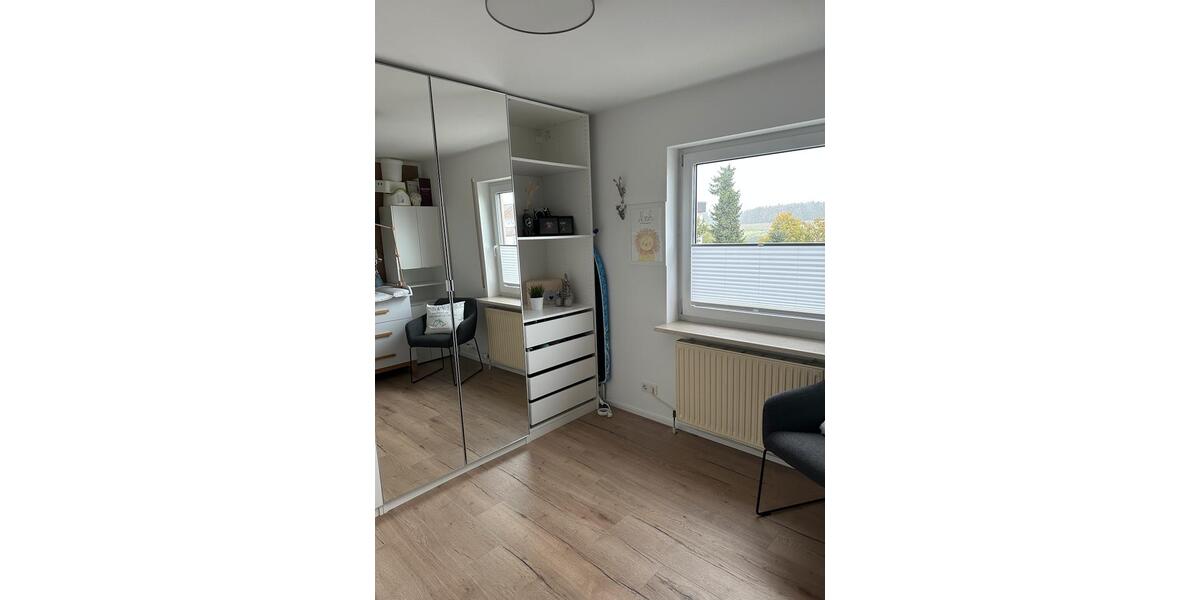 Etagenwohnung Schramberg - 3 Zimmer, 83 m&sup2;, 249.000&euro; | Angebot:24480052