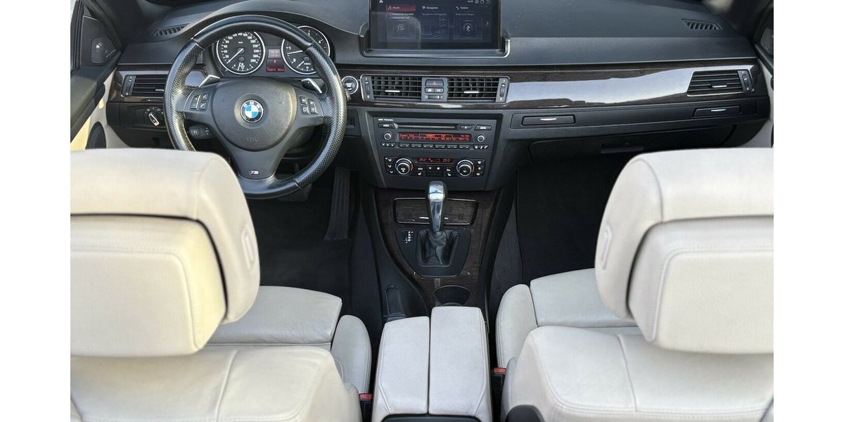 BMW 330d Cabrio HARMAN-KARDON/NAVI/CARPLAY/STANDHZ 152.513 km 16.900 &euro; Villingen-Schwenningen 78054