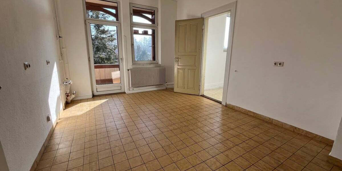 Gewerbeobjekt Rottweil - 6 Zimmer, 199 m&sup2;, 1.400&euro; | Angebot:25820683