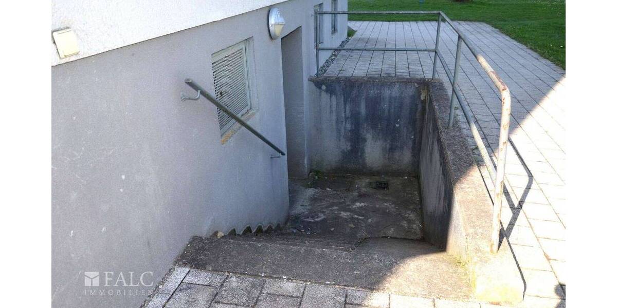 Etagenwohnung Aldingen - 2 Zimmer, 57 m&sup2;, 130.000&euro; | Angebot:26388414