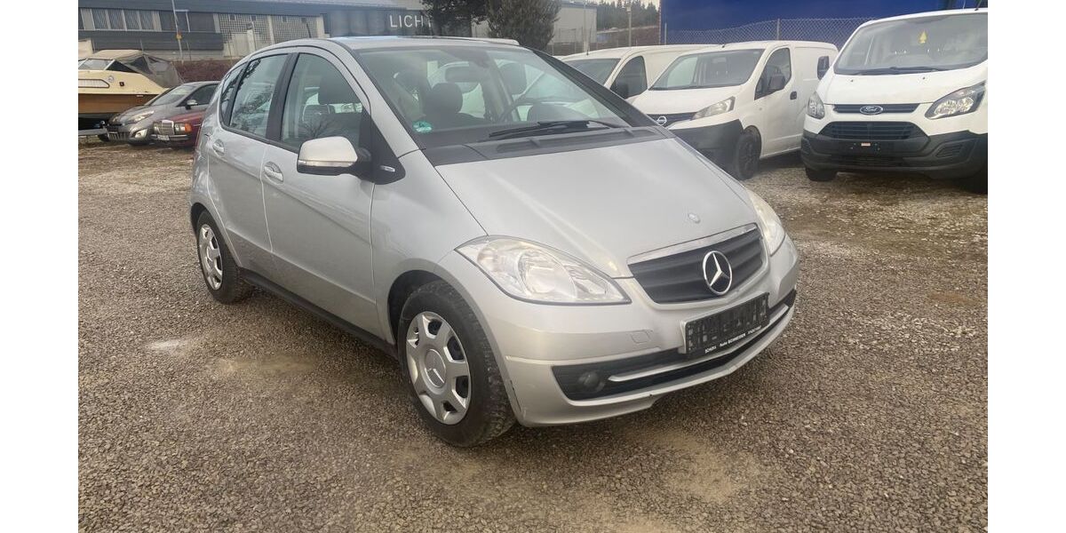 Mercedes-Benz A 160 124.000 km 2.490 &euro; Schwenningen 78056