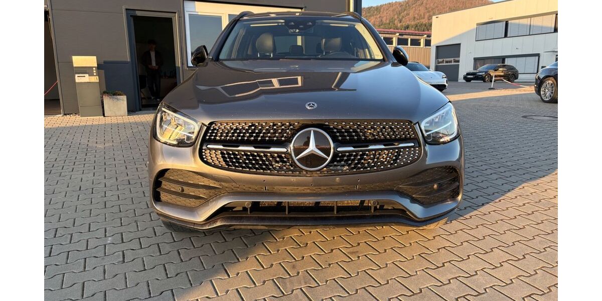 Mercedes-Benz GLC 400 369.000 km 22.500 &euro; Balgheim 78582