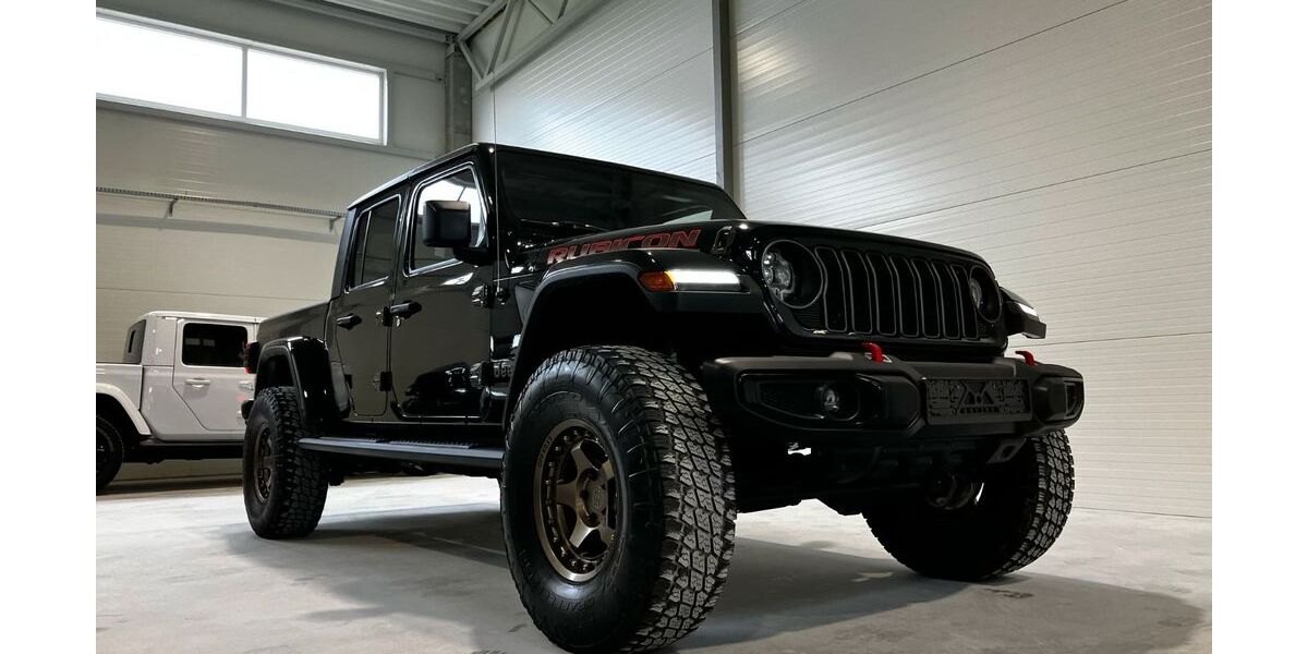 Jeep Gladiator 78.120 km 52.990 &euro; Villingen-Schwenningen 78052