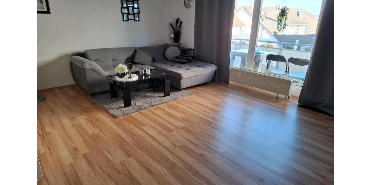 Etagenwohnung Tuttlingen - 2.5 Zimmer, 74 m&sup2;, 675&euro; | Angebot:25922241