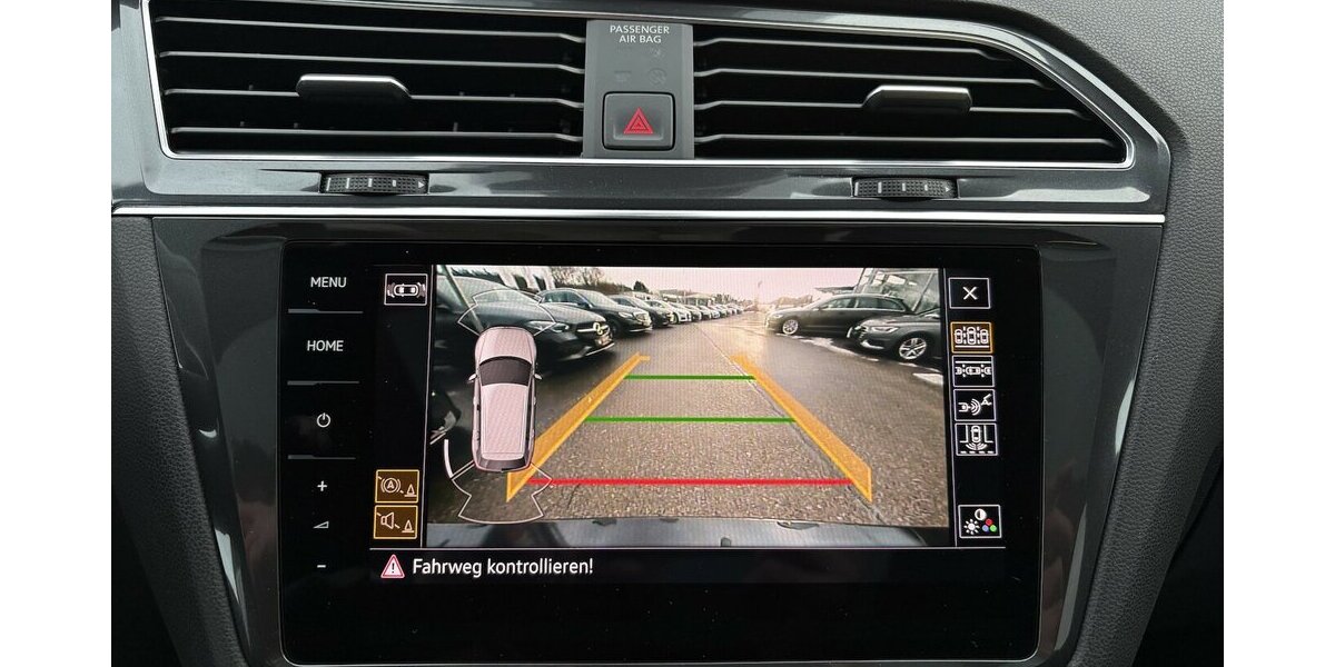 VW Tiguan Allspace Highline 4Motion 7-SITZ/PANO/ACC 90.578 km 31.900 &euro; Villingen-Schwenningen 78054