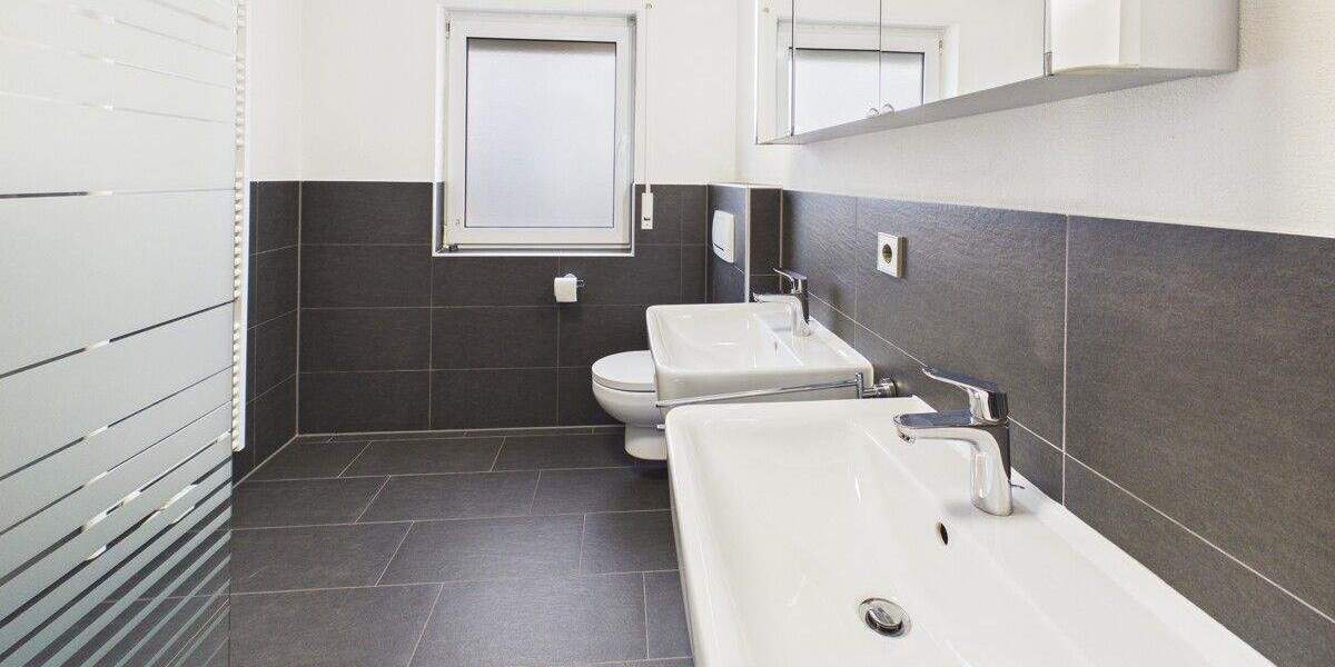 Etagenwohnung Villingen-Schwenningen Schwenningen - 4 Zimmer, 85 m&sup2;, 239.000&euro; | Angebot:25683388