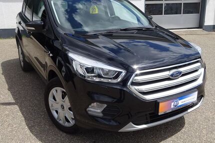 Ford Kuga 122.071 km 13.900 &euro; Villingen-Schwenningen 78052