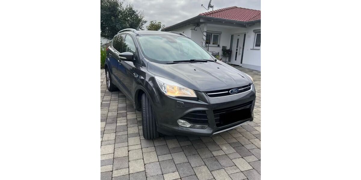 Ford Kuga 138.000 km 12.400 &euro; Löffingen 79843