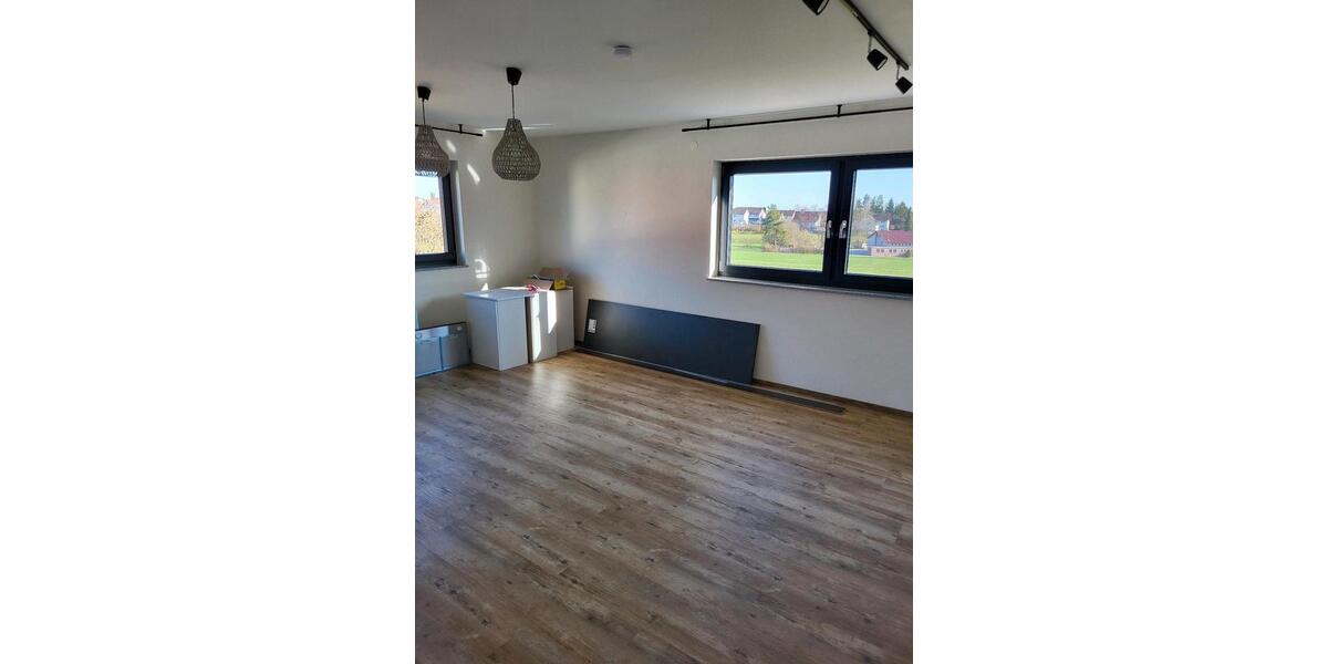 Etagenwohnung Dunningen - 3 Zimmer, 103 m&sup2;, 1.265&euro; | Angebot:25297163