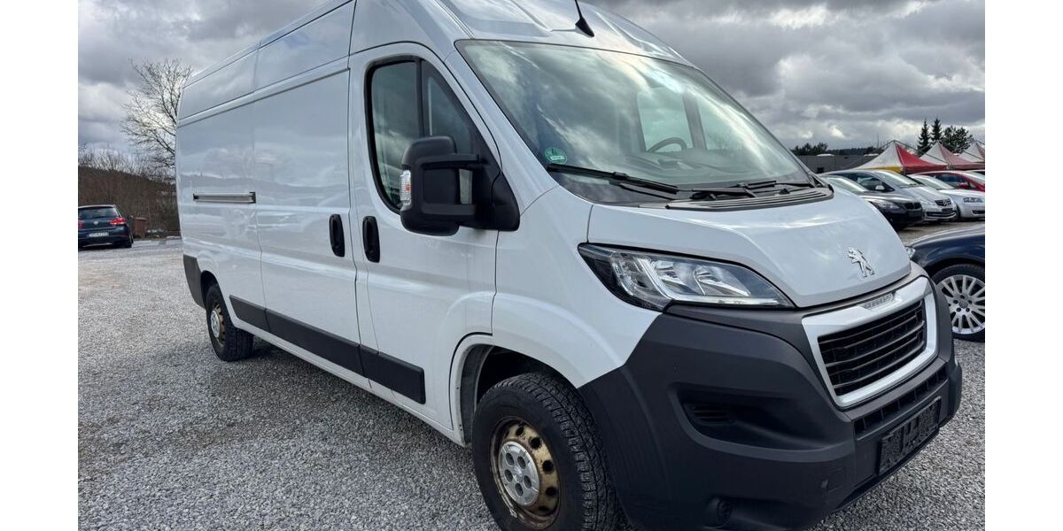 Peugeot Boxer 114.000 km 16.190 &euro; Schwenningen 78056