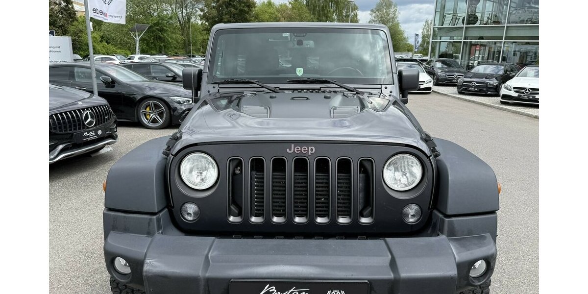 Jeep Wrangler RUBICON RECON UNLIMTED/SERVICE.BEI.JEEP 192.271 km 25.900 &euro; Villingen-Schwenningen 78054