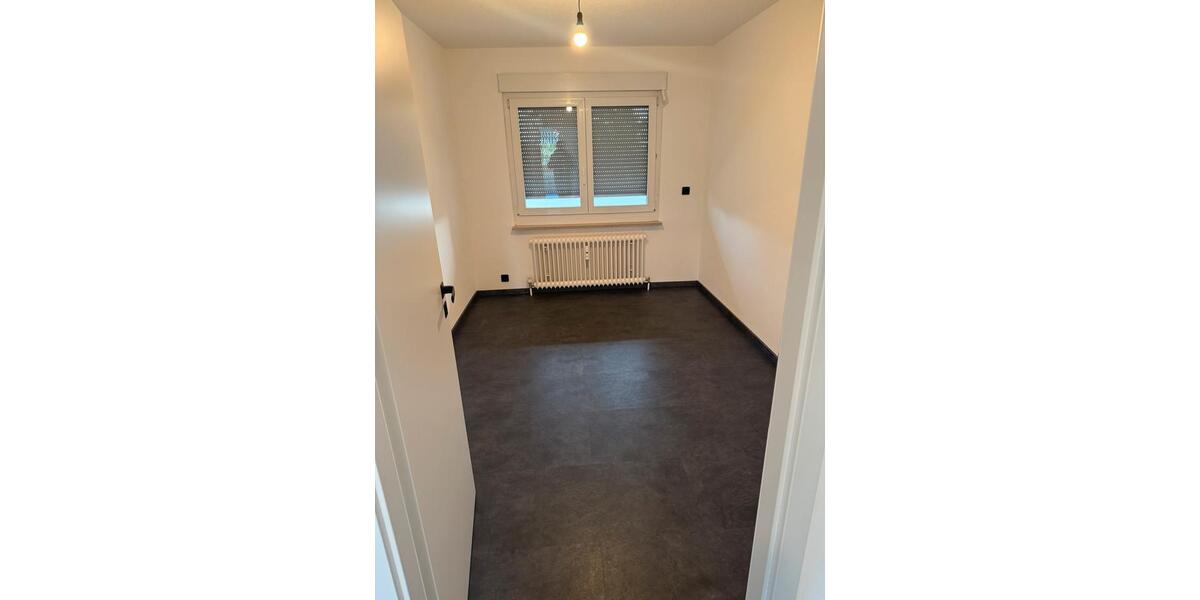 Etagenwohnung Villingen-Schwenningen Kopsbühl - 3 Zimmer, 90 m&sup2;, 1.080&euro; | Angebot:25384289
