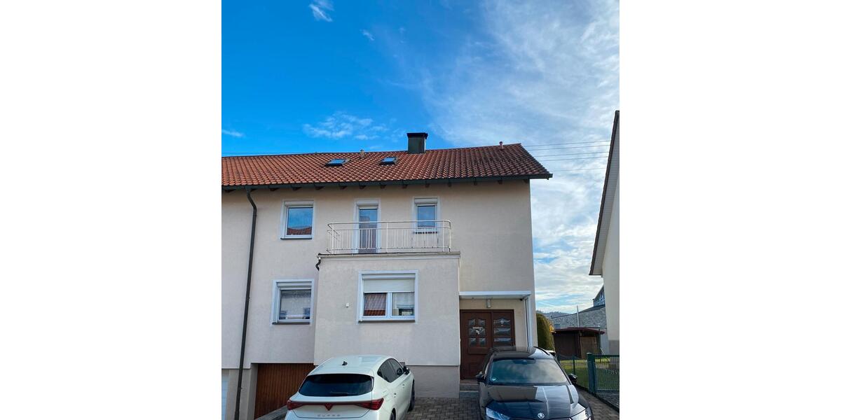 Doppelhaushälfte Gosheim - 7 Zimmer, 170 m&sup2;, 320.000&euro; | Angebot:26983989