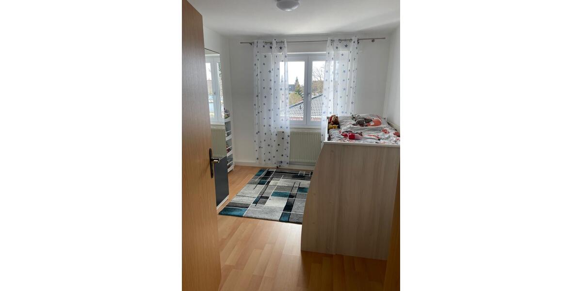 Mehrfamilienhaus, Wohnhaus Zimmern ob Rottweil - 12 Zimmer, 180 m&sup2;, 455.000&euro; | Angebot:25147845