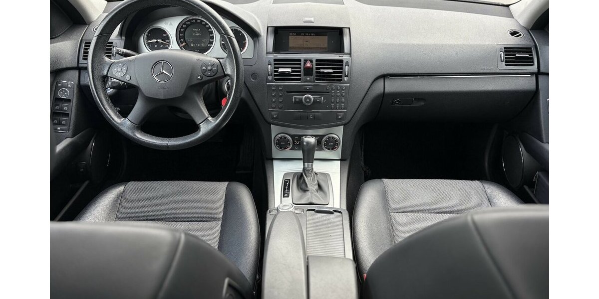 Mercedes-Benz C 220 CDI SITZHEIZUNG/BI-XENON/TEMPOM/ISOFIX/PDC 124.885 km 10.900 &euro; Villingen-Schwenningen 78054