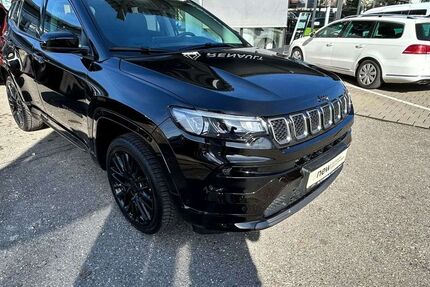 Jeep Compass 34.895 km 27.800 &euro; Tuttlingen 78532