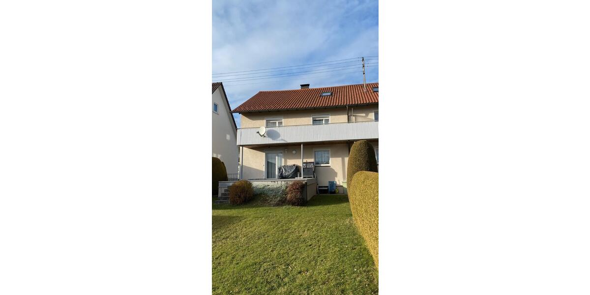 Doppelhaushälfte Gosheim - 7 Zimmer, 170 m&sup2;, 320.000&euro; | Angebot:26983989