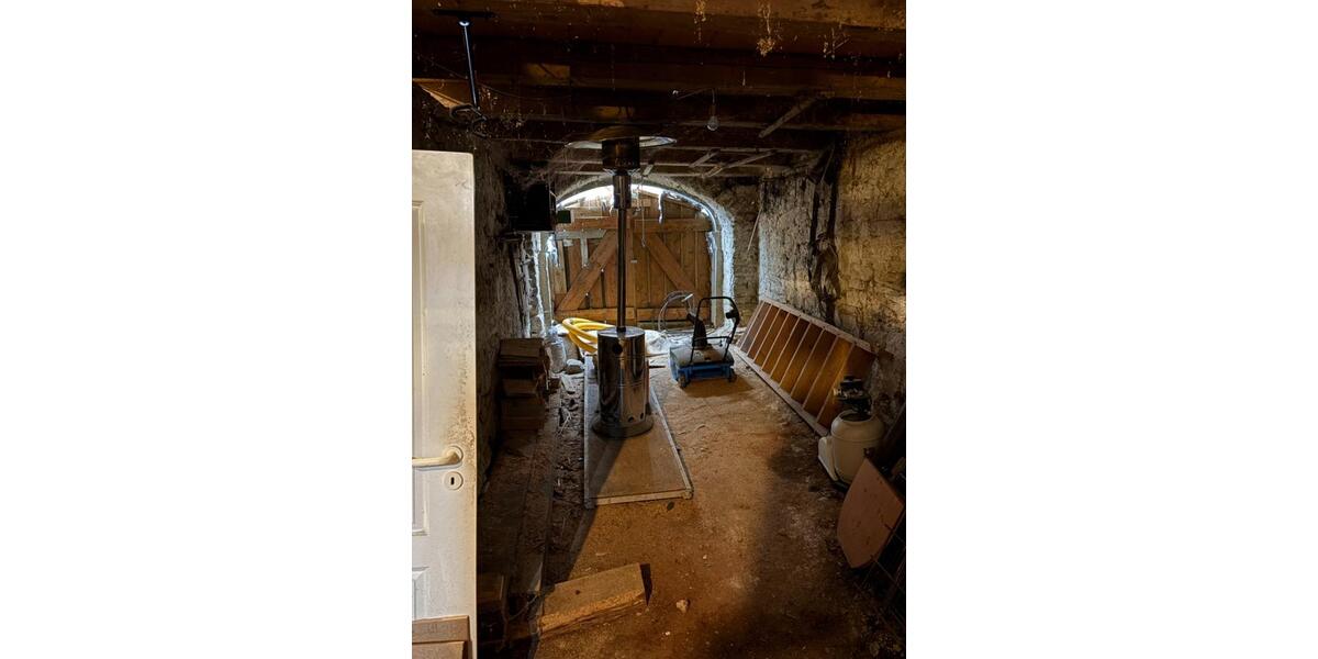 Bauernhaus, Landhaus Oberndorf am Neckar - 8 Zimmer, 160 m&sup2;, 299.000&euro; | Angebot:25948777