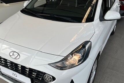 Hyundai i10 32.100 km 13.890 &euro; Villingen-Schwenningen 78048