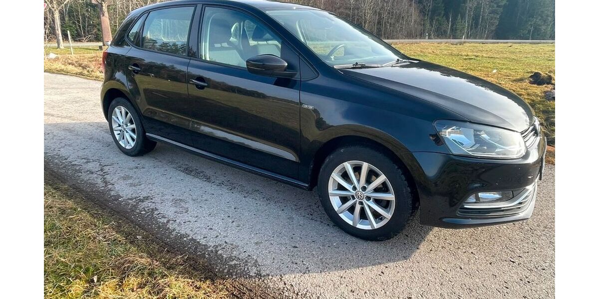 VW Polo 157.000 km 7.499 &euro; Schramberg 78713