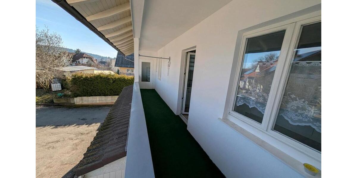 Etagenwohnung Bad Dürrheim - 3 Zimmer, 100 m&sup2;, 1.000&euro; | Angebot:25943001