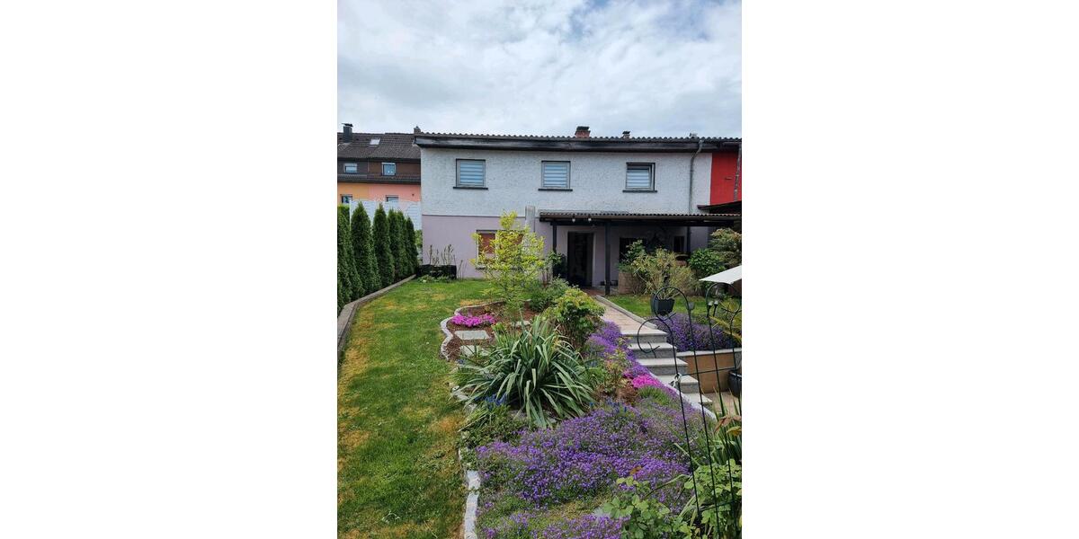 Doppelhaushälfte Blumberg - 5 Zimmer, 165 m&sup2;, 450.000&euro; | Angebot:26517899