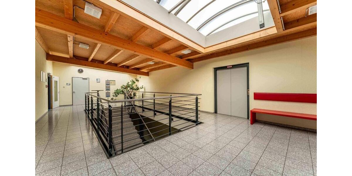 Gewerbeobjekt Villingen-Schwenningen Schwenningen - 3.332&euro; | Angebot:26235466