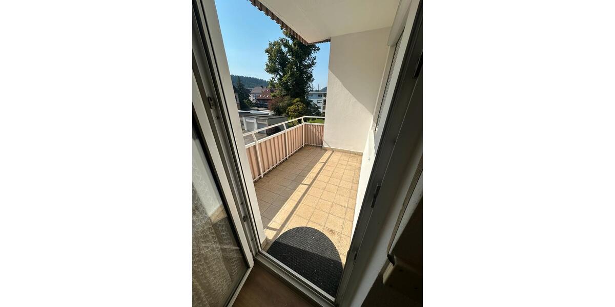 Etagenwohnung Tuttlingen - 3.5 Zimmer, 82 m&sup2;, 1.000&euro; | Angebot:25636804