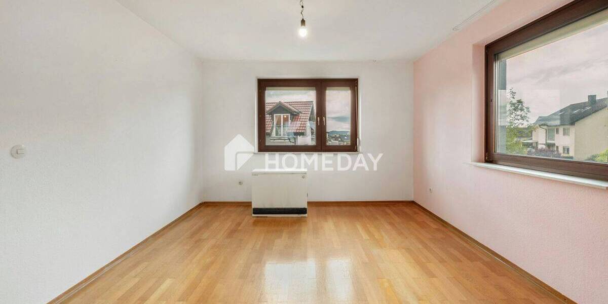 Mehrfamilienhaus, Wohnhaus Donaueschingen - 7 Zimmer, 220 m&sup2;, 419.000&euro; | Angebot:26686068