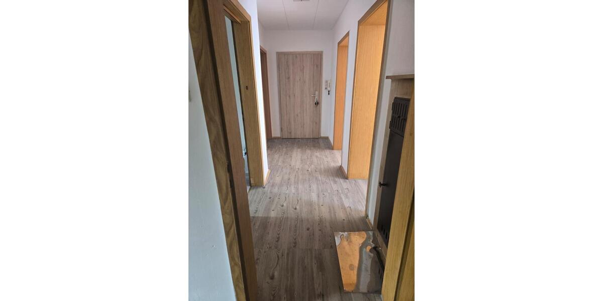 Etagenwohnung Schramberg - 3 Zimmer, 70 m&sup2;, 850&euro; | Angebot:25161012
