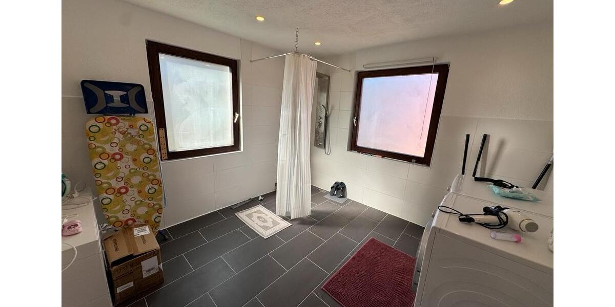 Einfamilienhaus Oberndorf am Neckar - 6 Zimmer, 163 m&sup2;, 310.000&euro; | Angebot:25256803