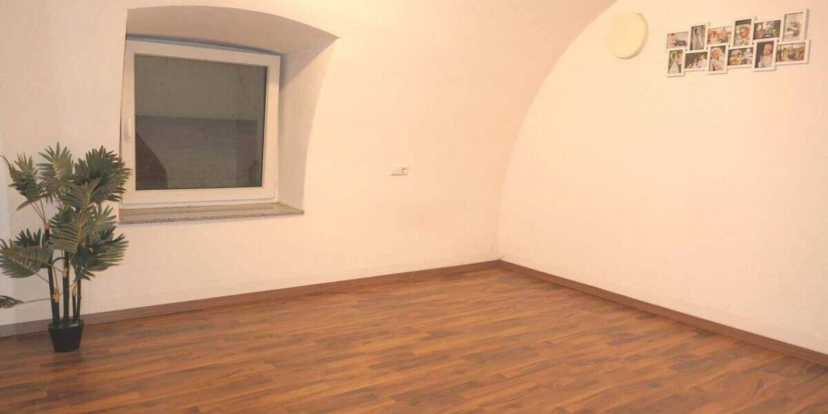 Etagenwohnung Spaichingen - 3 Zimmer, 75 m&sup2;, 235.000&euro; | Angebot:25670857
