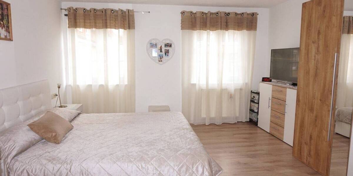 Etagenwohnung Schramberg - 3 Zimmer, 145.000&euro; | Angebot:25746586