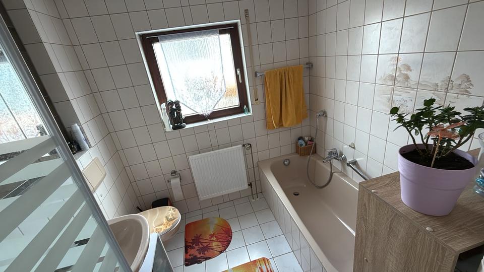 Doppelhaushälfte Aldingen - 7 Zimmer, 170 m&sup2;, 410.000&euro; | Angebot:25312664