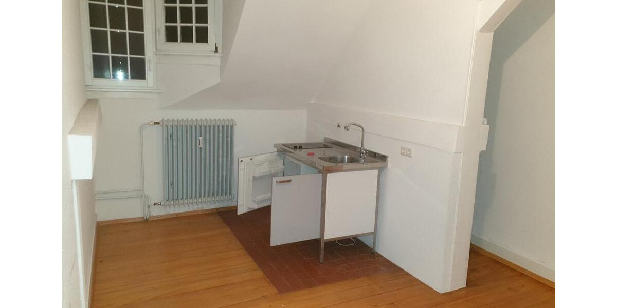 Dachgeschoßwohnung Donaueschingen - 2 Zimmer, 135 m&sup2;, 900&euro; | Angebot:25654103