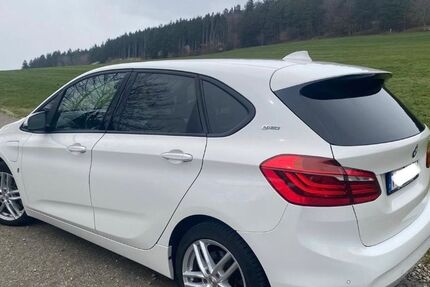 BMW 225 Active Tourer 65.700 km 14.499 &euro; Balgheim 78582