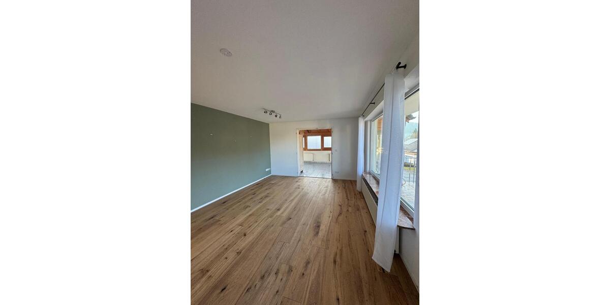 Erdgeschoßwohnung Epfendorf - 3 Zimmer, 134 m&sup2;, 1.300&euro; | Angebot:25216187