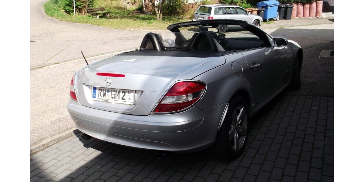 Mercedes-Benz SLK 299.999 km 5.500 &euro; Fluorn-Winzeln 78737