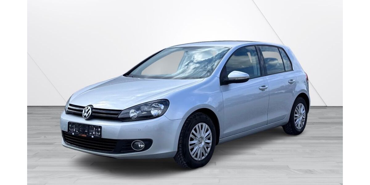 VW Golf 147.120 km 4.890 &euro; Bad Dürrheim 78073