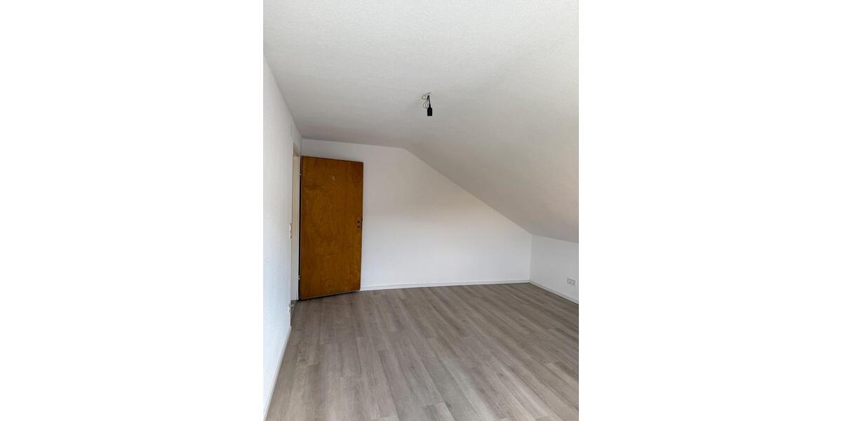 Etagenwohnung Villingendorf - 3 Zimmer, 85 m&sup2;, 750&euro; | Angebot:24831890