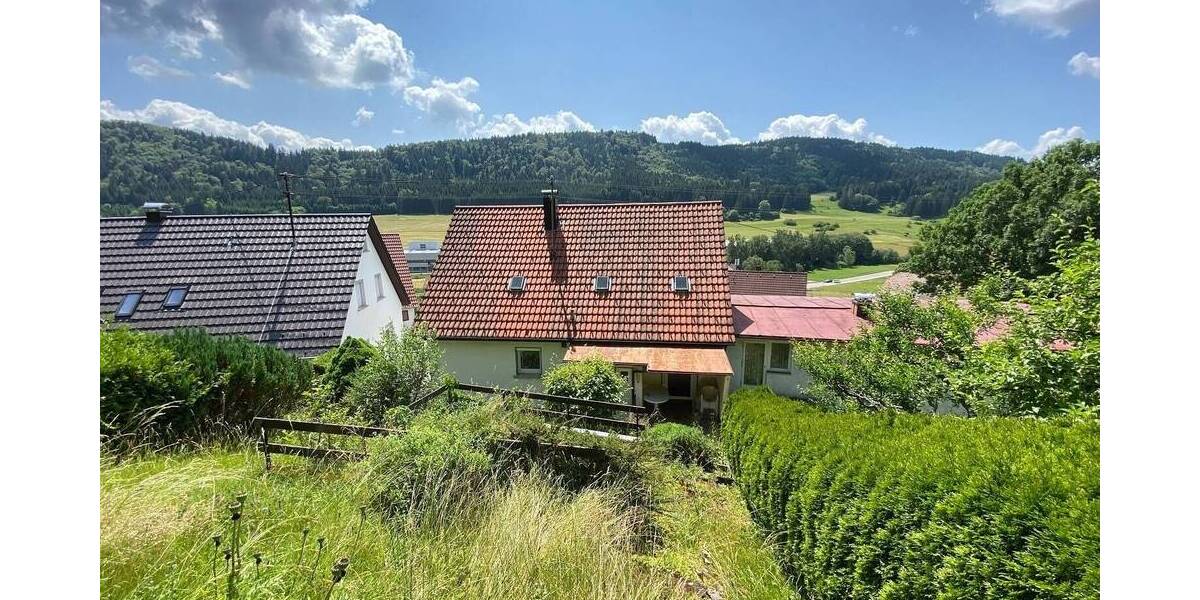 Doppelhaushälfte Reichenbach - 6 Zimmer, 124 m&sup2;, 130.000&euro; | Angebot:25671596