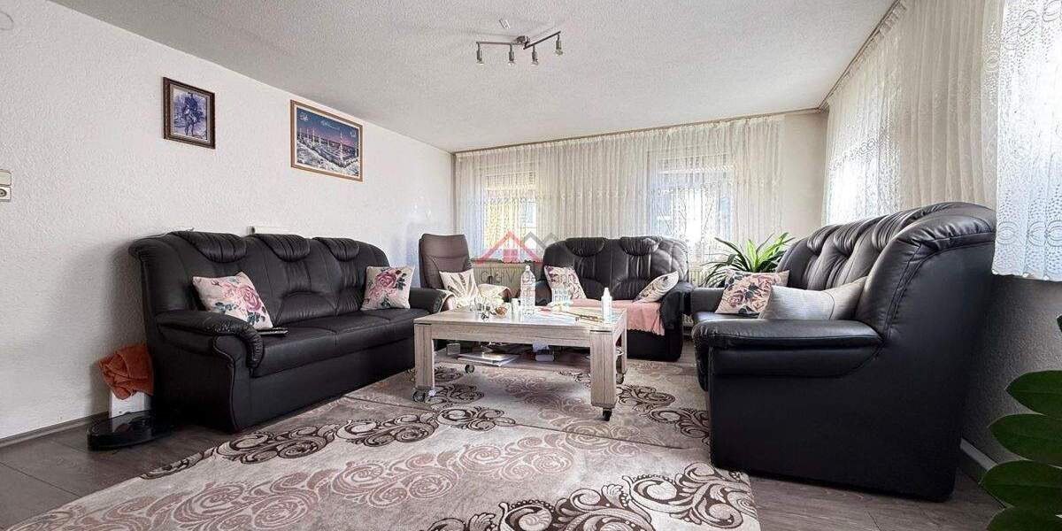 Etagenwohnung Tuttlingen - 5 Zimmer, 134 m&sup2;, 169.000&euro; | Angebot:25733269