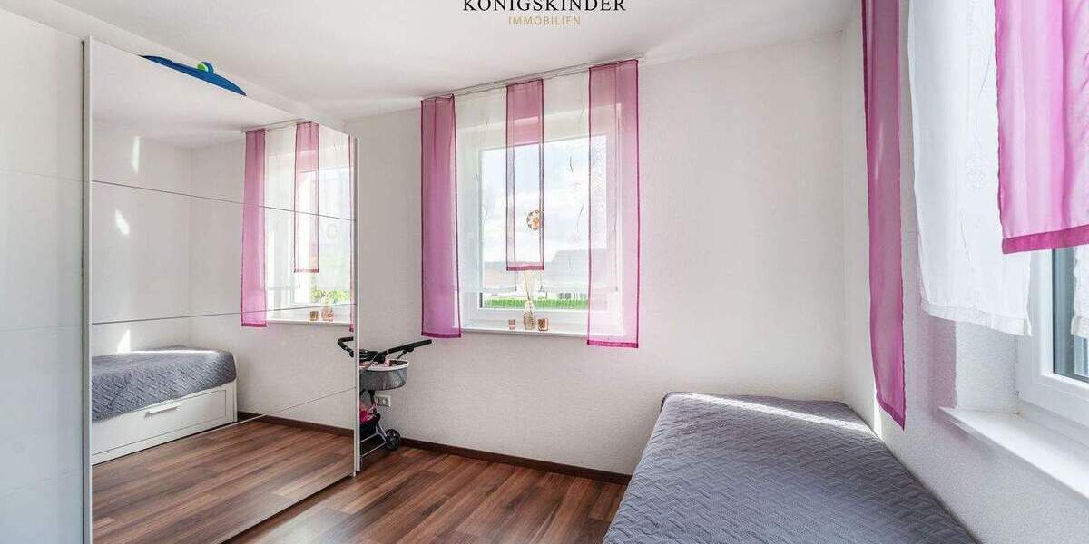 Einfamilienhaus Dunningen / Stampfe Dunningen - 8 Zimmer, 193 m&sup2;, 790.000&euro; | Angebot:25731506