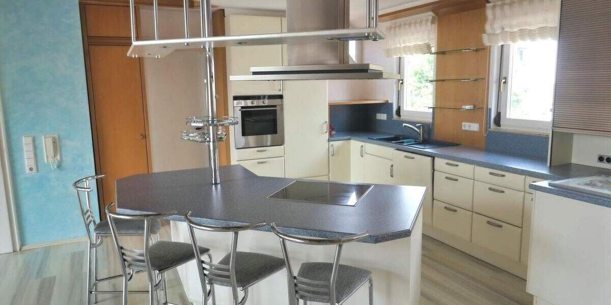 Mehrfamilienhaus, Wohnhaus Tuningen - 2 Zimmer, 81 m&sup2;, 395.000&euro; | Angebot:25798141