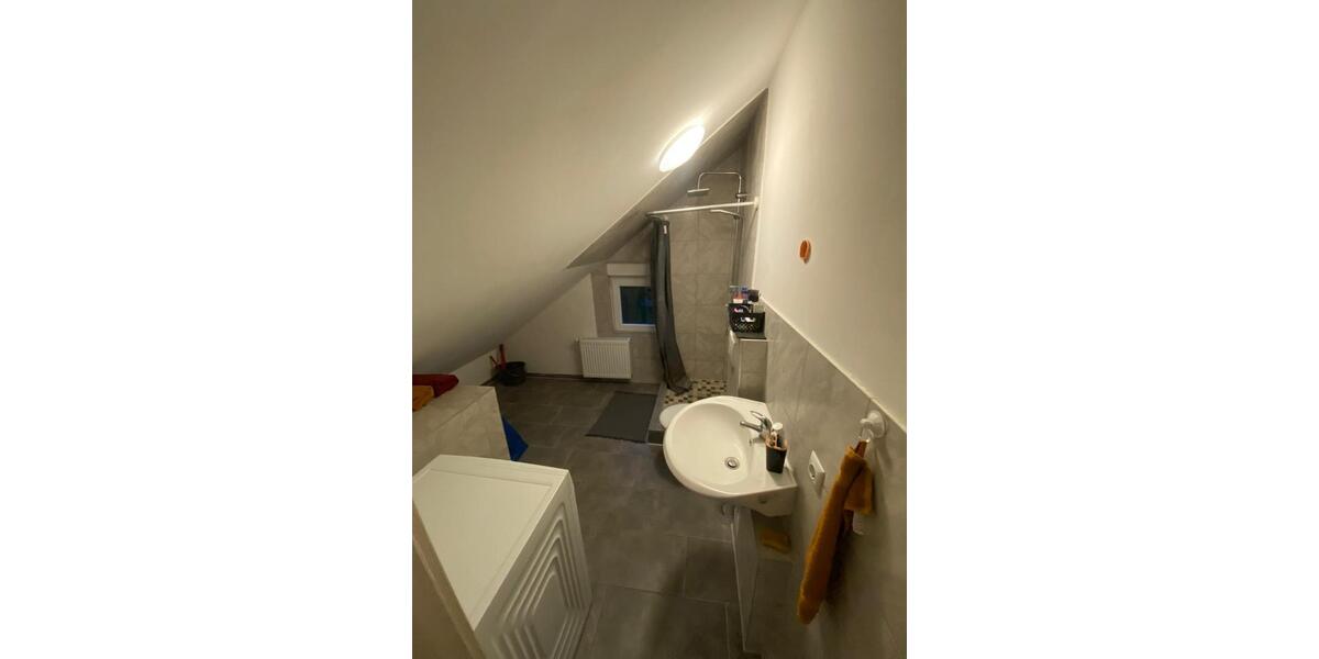 Dachgeschoßwohnung Tuttlingen - 1 Zimmer, 38 m&sup2;, 560&euro; | Angebot:26626706